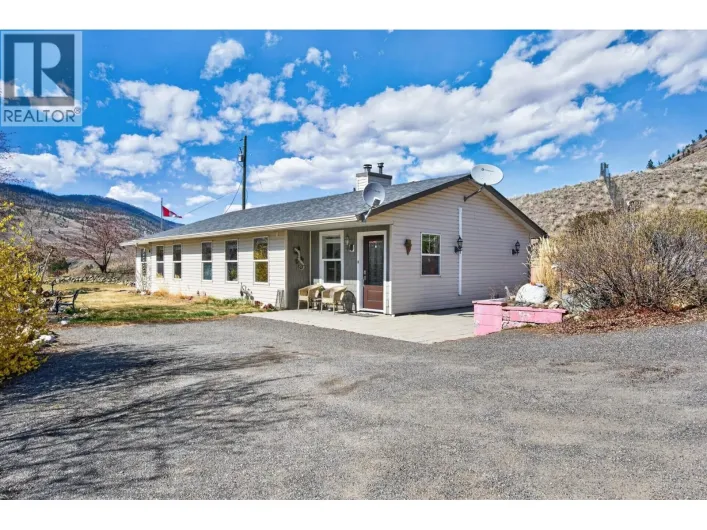 3876 Hills Frontage Road, Cache Creek