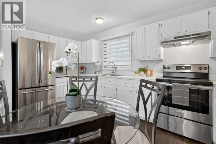 3881 Fonda Way SE, Calgary