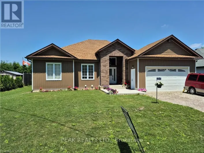 38812 VIENNA STREET, Bluewater