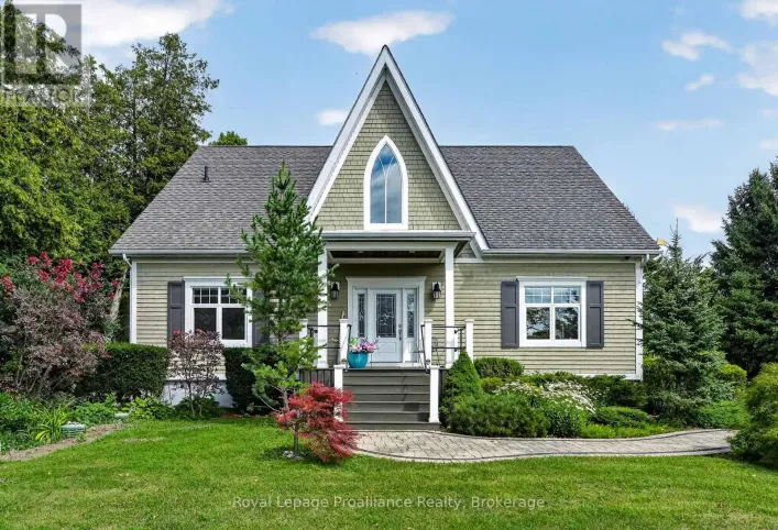 3889 BURNHAM STREET N, Hamilton Township