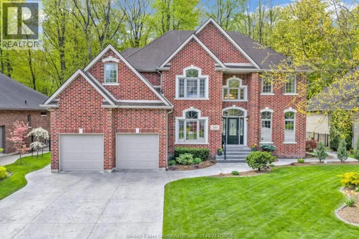 389 BEL AIR CIRCLE, Lakeshore