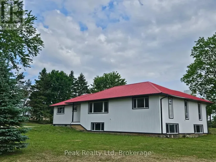 38934 BELGRAVE ROAD, North Huron