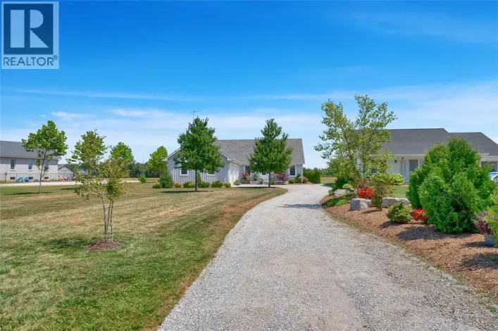 3894 ST CLAIR PARKWAY, Port Lambton