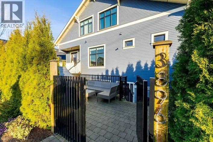 3896 WELWYN STREET, Vancouver