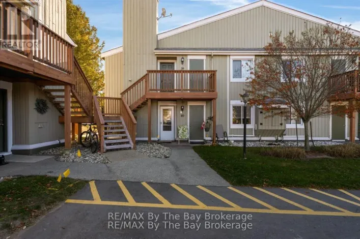 39 - 19 DAWSON DRIVE, Collingwood