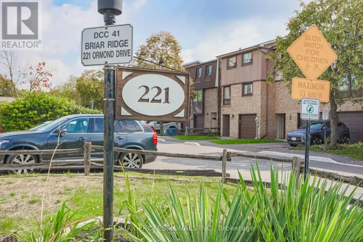 39 - 221 ORMOND DRIVE, Oshawa