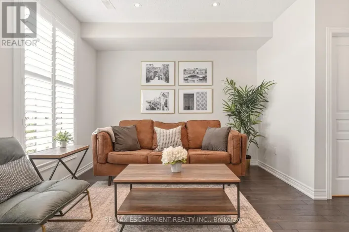 39 - 4171 PALERMO COMMON, Burlington
