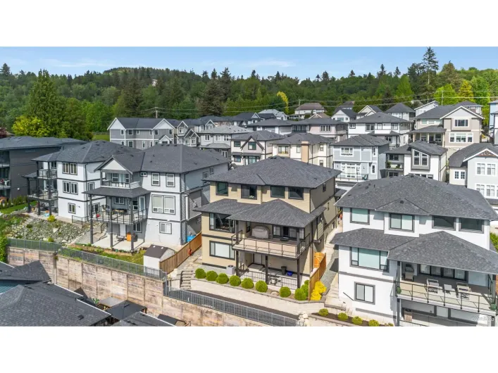 39 4295 OLD CLAYBURN ROAD, Abbotsford