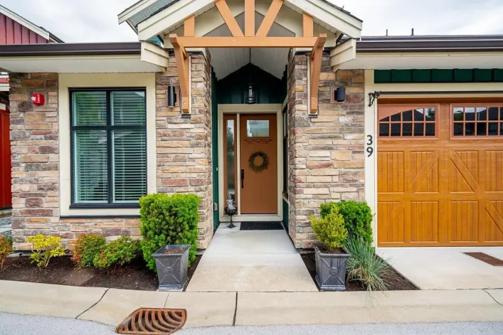 39 4750 228 STREET, Langley