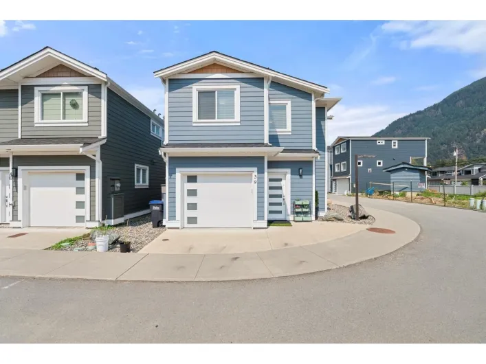 39 750 HOT SPRINGS ROAD|Harrison Hot Springs, Harrison Hot Springs