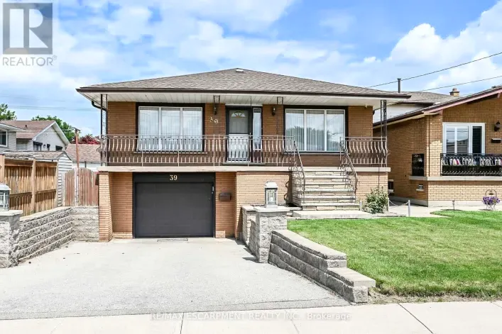 House for sale: 39 ALGONQUIN COURT, Hamilton