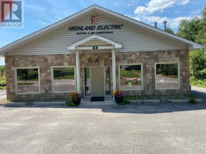 39 BOBCAYGEON ROAD, Minden Hills