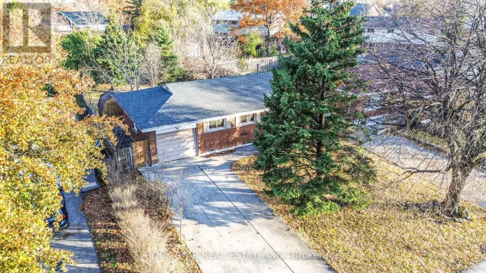 39 CAROUSEL AVENUE, Hamilton