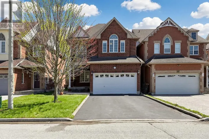 39 COLONIAL CRESCENT, Richmond Hill