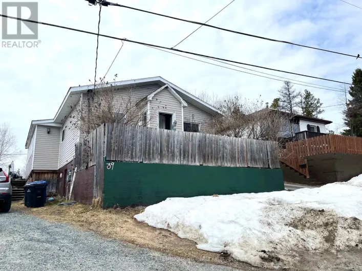 39 COMFORT STREET, Kirkland Lake