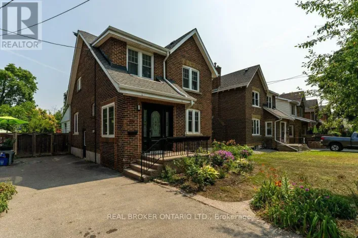 39 COURT STREET N, Milton