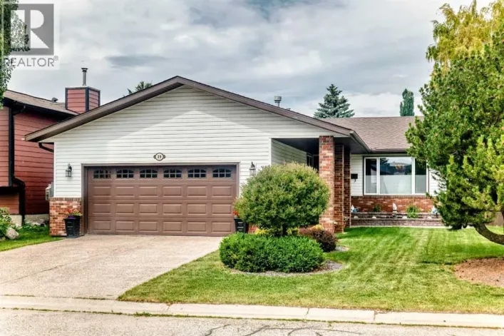 39 Deer Run Place SE, Calgary