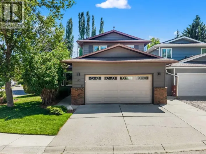 39 Deermoss Place SE, Calgary