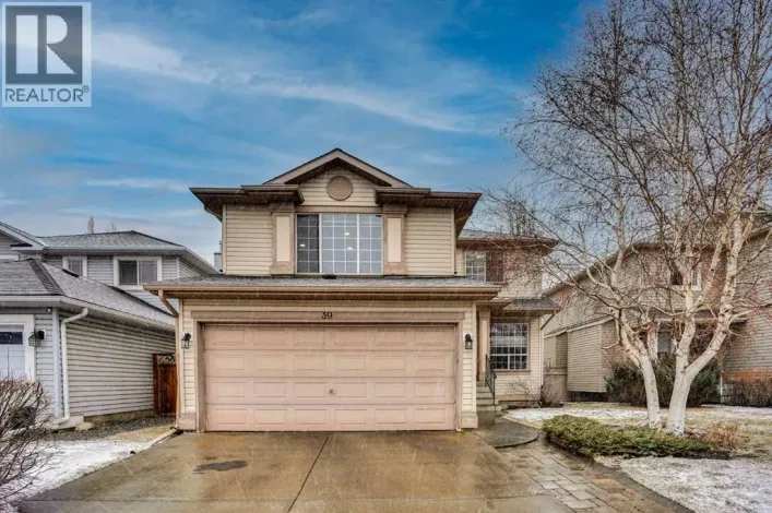 39 Douglasview Road SE, Calgary