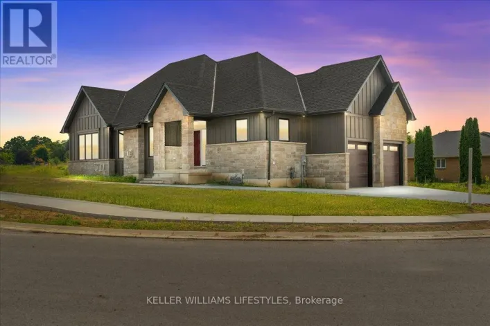 39 EAST GLEN DRIVE, Lambton Shores