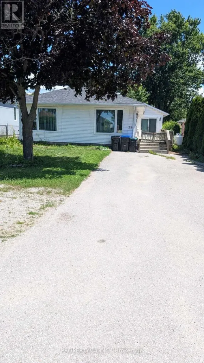 39 LAKE AVENUE, Ramara