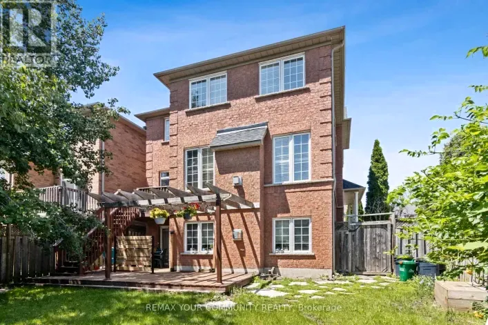 House for rent: 39 LARK CRESCENT, Richmond Hill