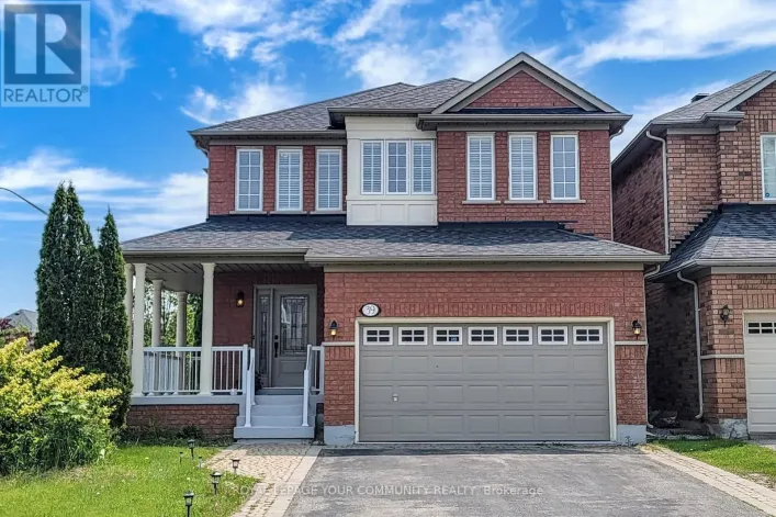 39 LARK CRESCENT, Richmond Hill