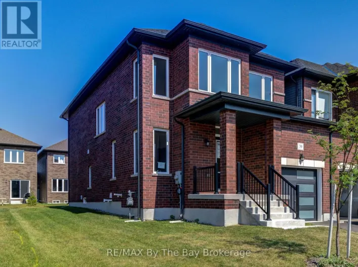 39 LISA STREET, Wasaga Beach