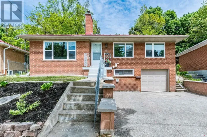 39 MEADOWLAND DRIVE, Brampton