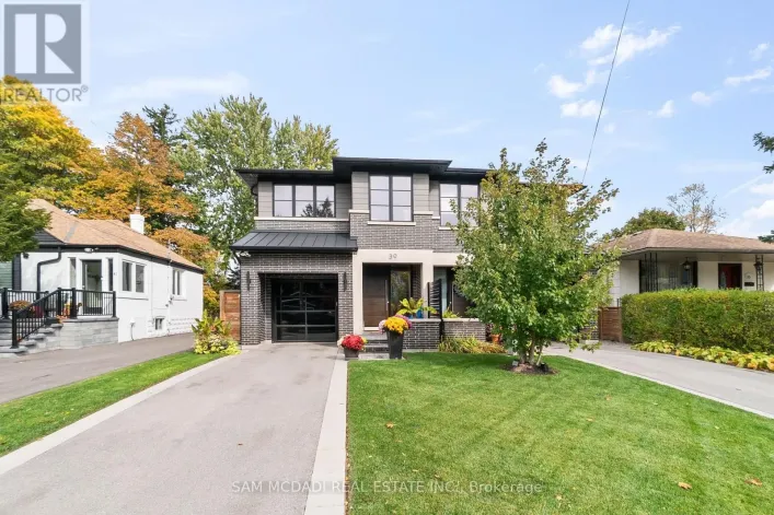 39 OAKWOOD AVENUE N, Mississauga