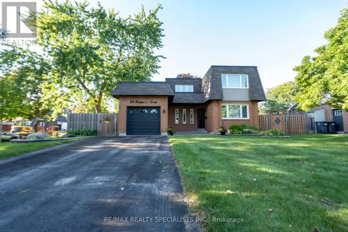 39 PARKSIDE DRIVE, Brampton