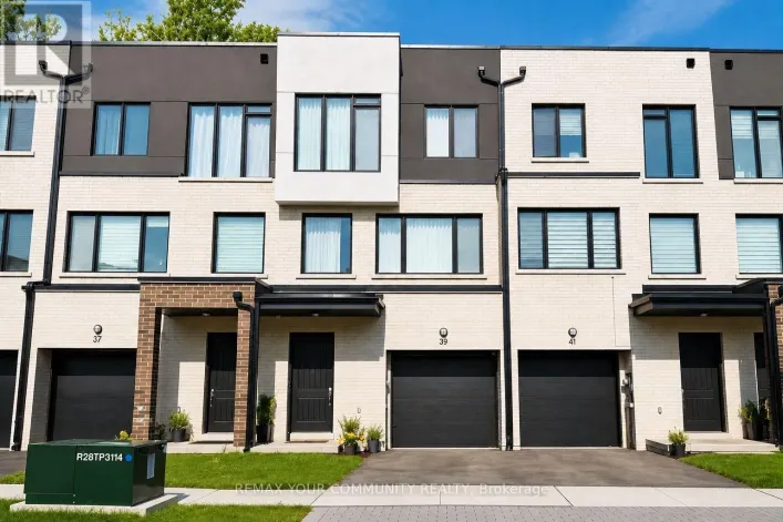 39 PERSICA STREET, Richmond Hill