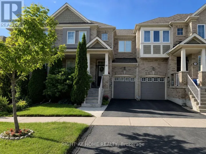 39 PEXTON AVENUE, Richmond Hill