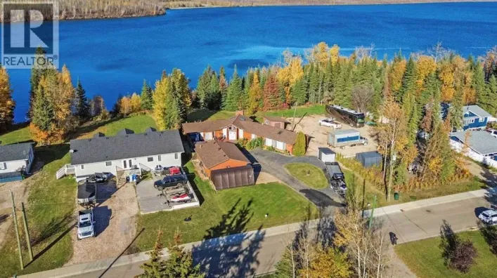 39 Poplar Crescent, Gregoire Lake Estates