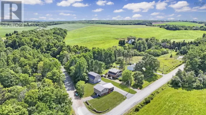 39 Robinson Road, Mill Village