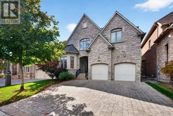 39 ROYAL WEST ROAD, Markham