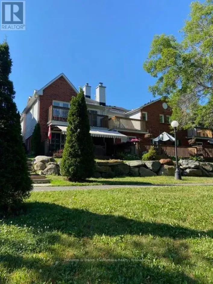 39 SHORELINE DRIVE, Bracebridge