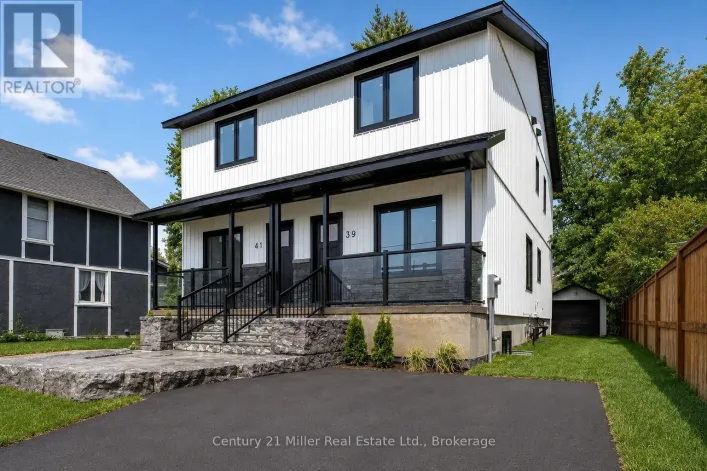 39 VICTORIA STREET, Halton Hills