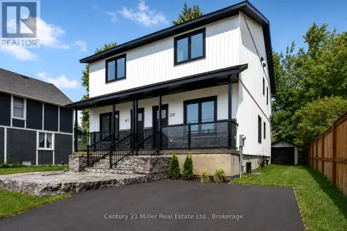 39 VICTORIA STREET, Halton Hills