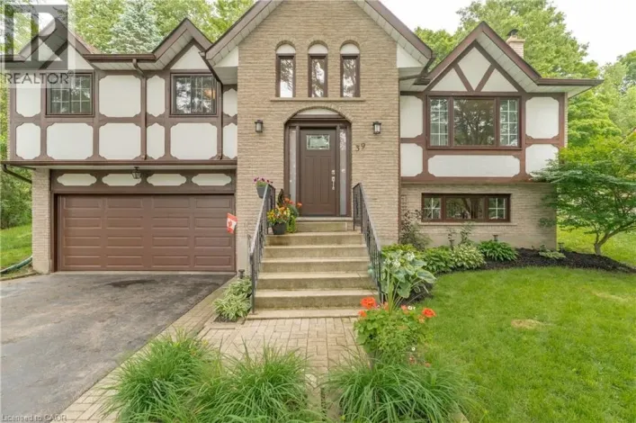 39 WAGONERS Trail, Guelph