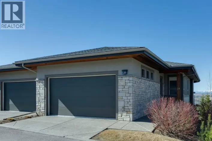 39 Watermark Villas, Rural Rocky View County