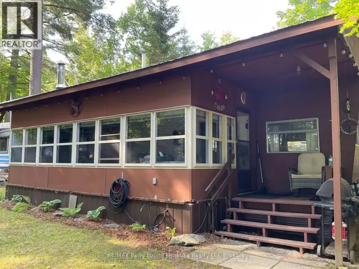 39 WEBER ROAD, Parry Sound Remote Area