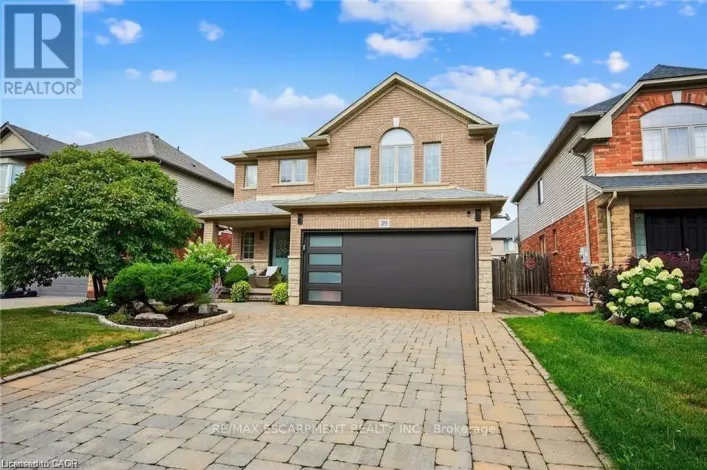 39 WILBUR DRIVE, Hamilton