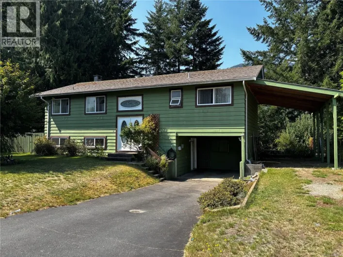 390 alder Cres, Gold River