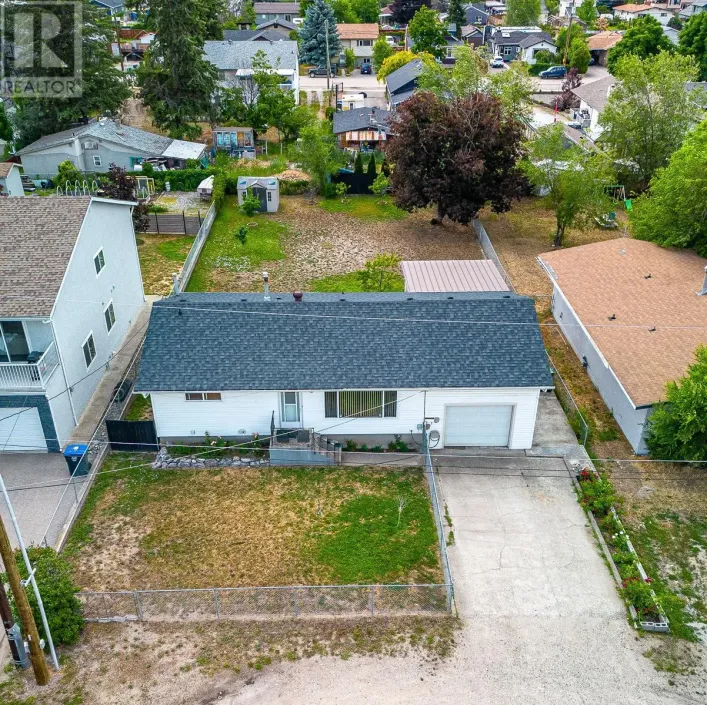 390 Asher Road, Kelowna