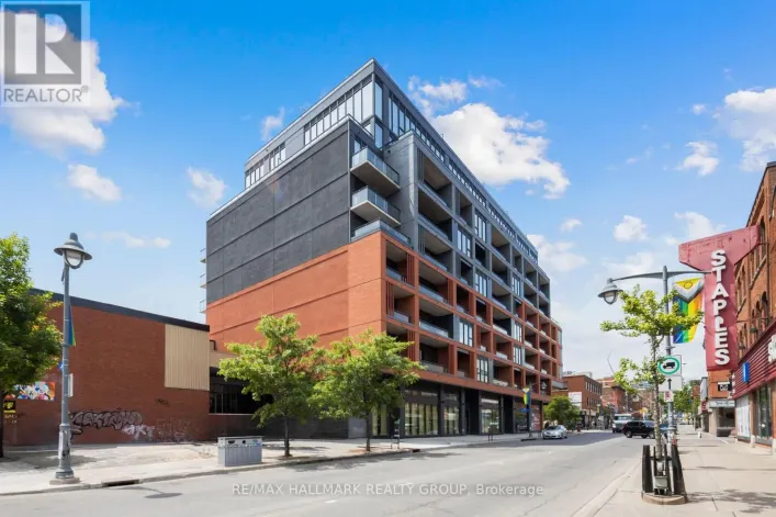 390 BANK STREET, Ottawa