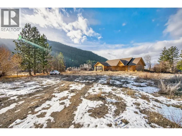 390 Marshall Road, Merritt