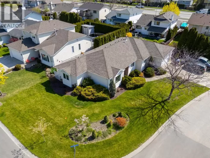 390 McTavish Crescent, Kelowna