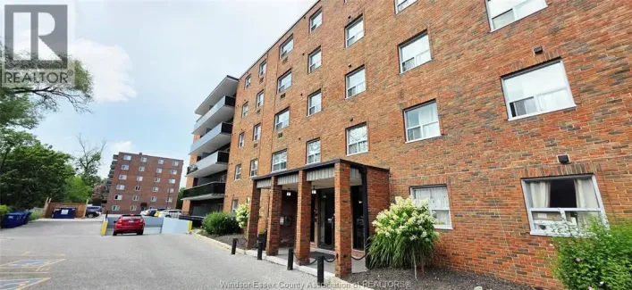 3900 WYANDOTTE STREET East Unit# 121, Windsor