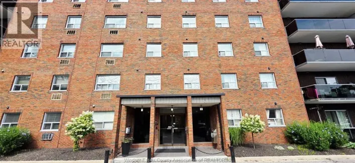 3900 WYANDOTTE STREET East Unit# 418, Windsor